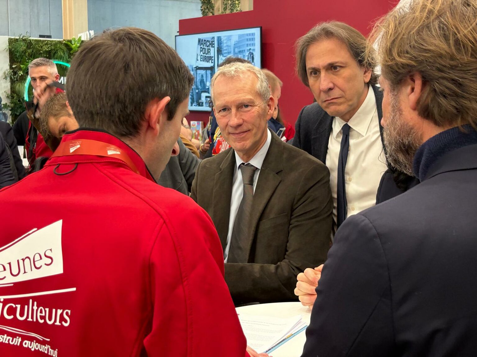 2379dbd5-e67c-4253-9d65-5f390bcdfcca